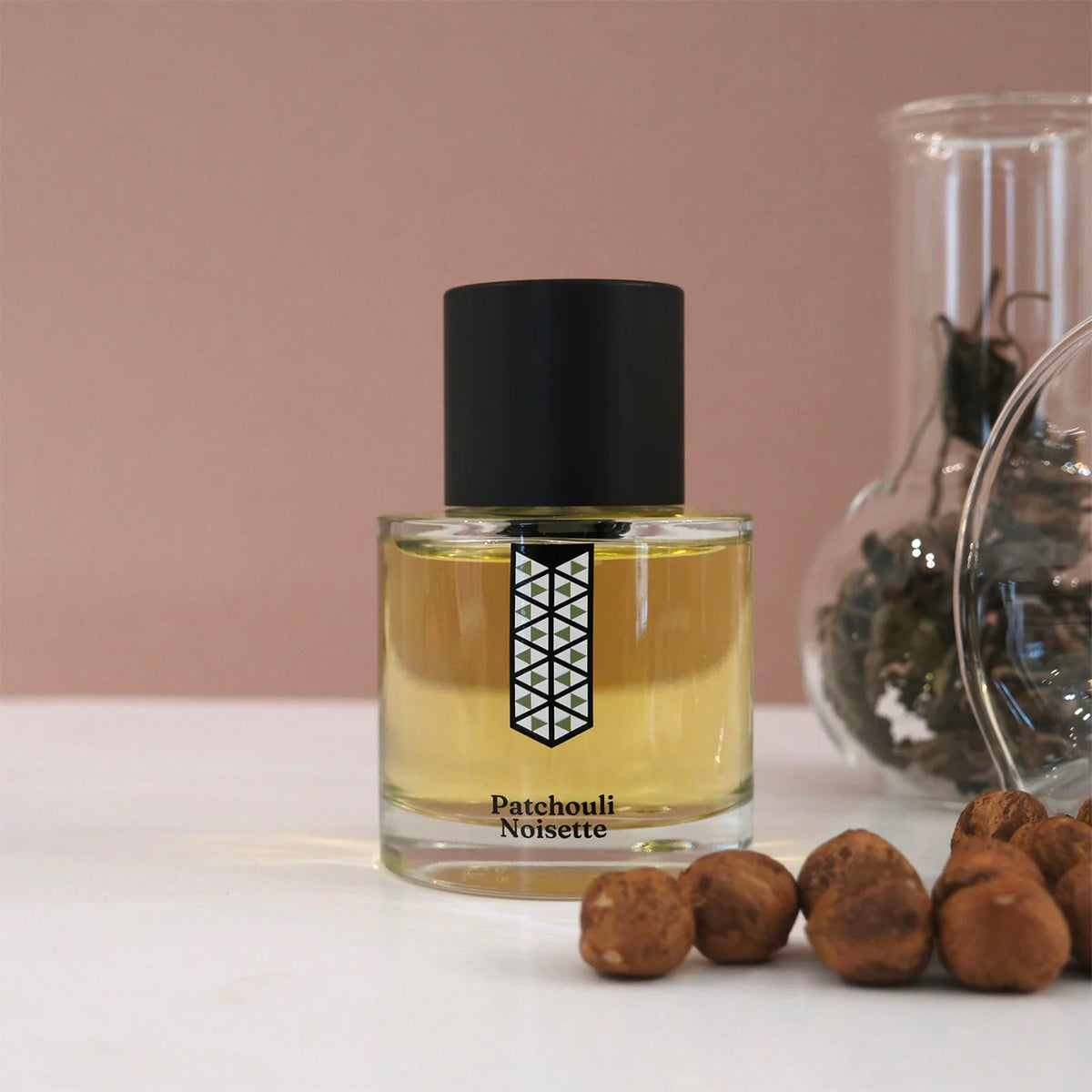 Patchouli Noisette by Les Indemodables mood